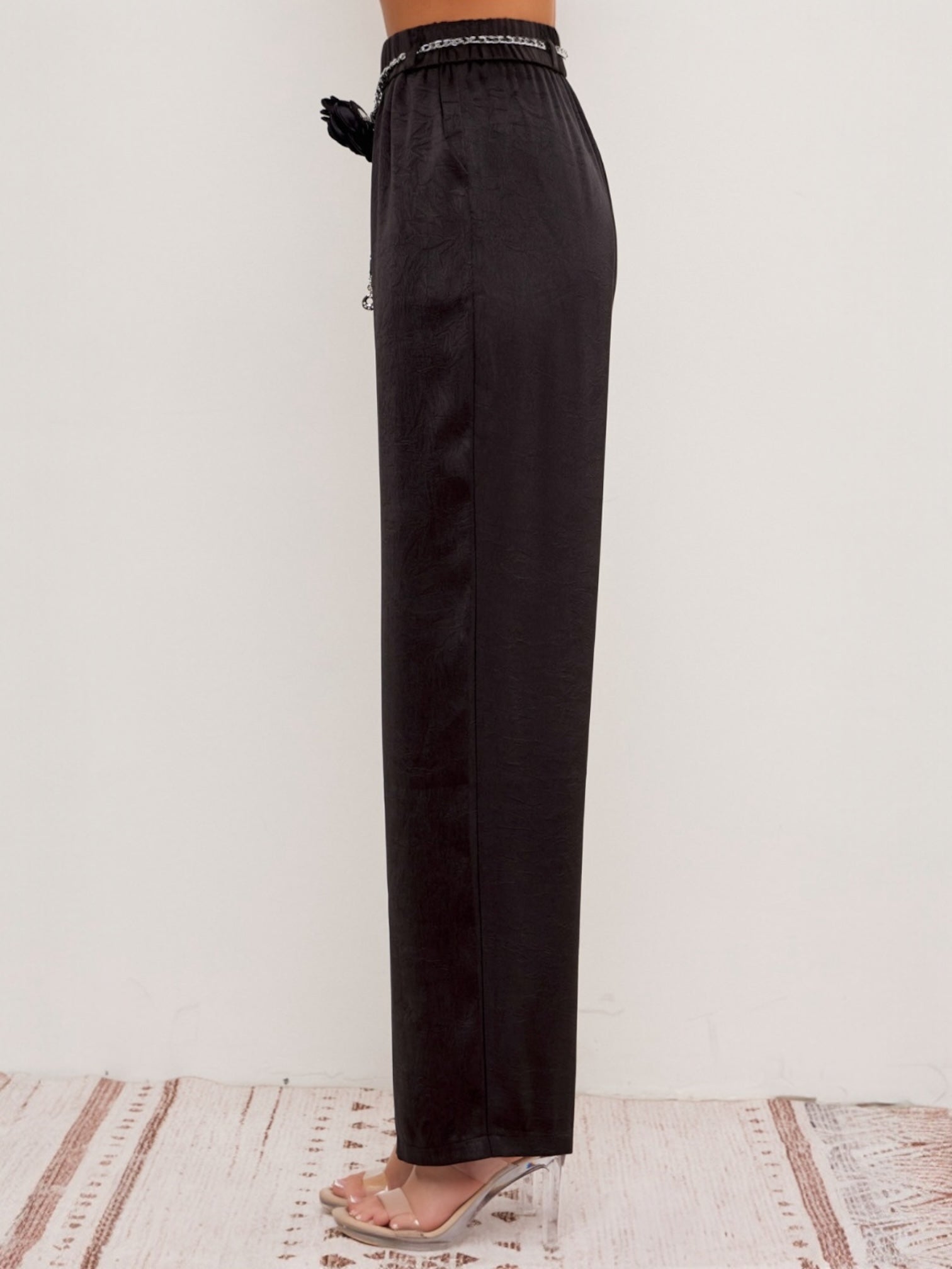 Sara Woven Black Bottoms