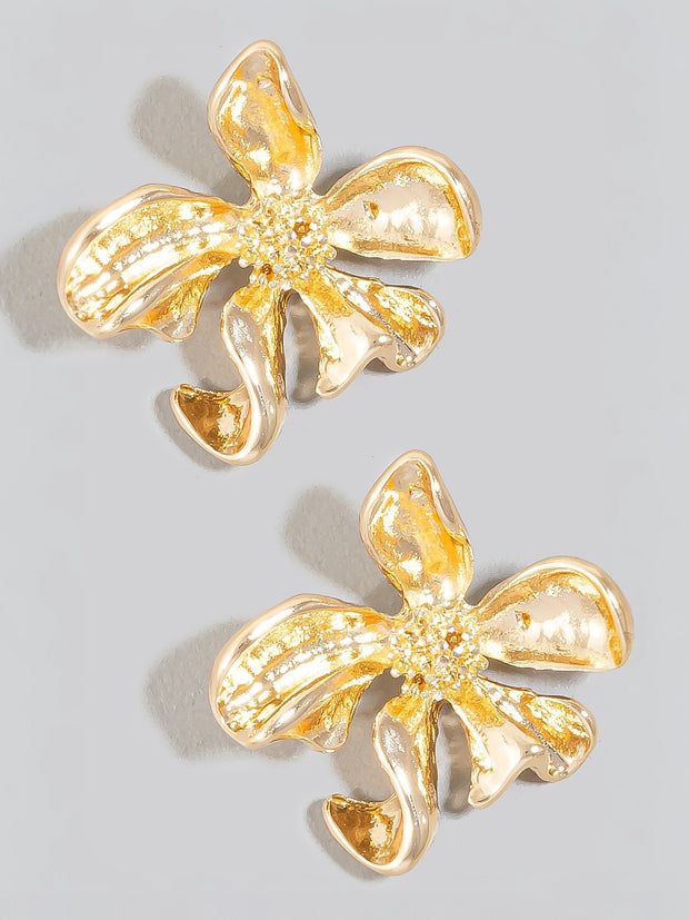 Detailed Metallic Flower Stud Earrings