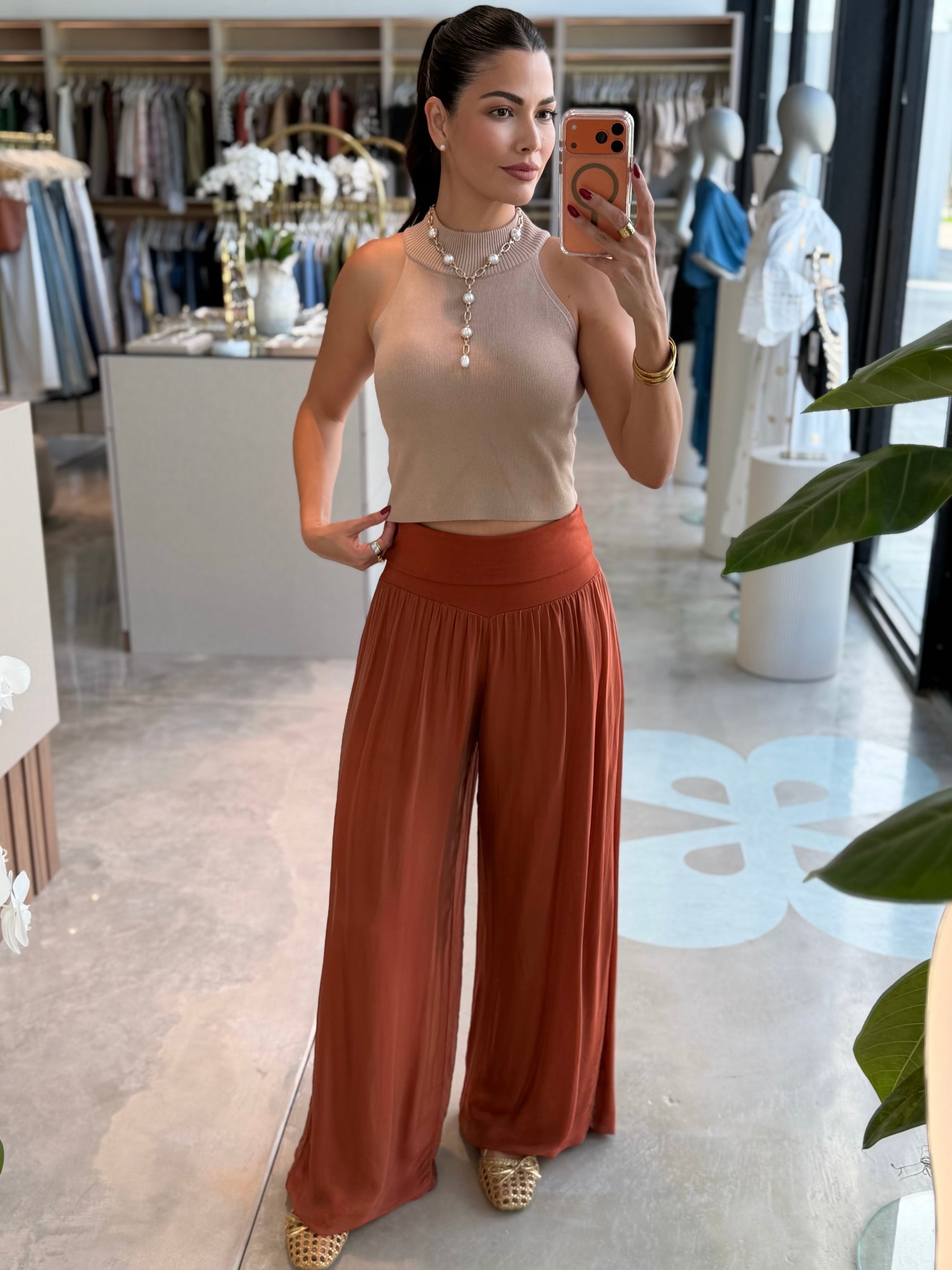 Elia Silk Brick Bottoms