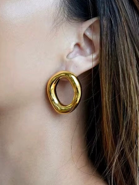 Organic Oval Gold Earrings