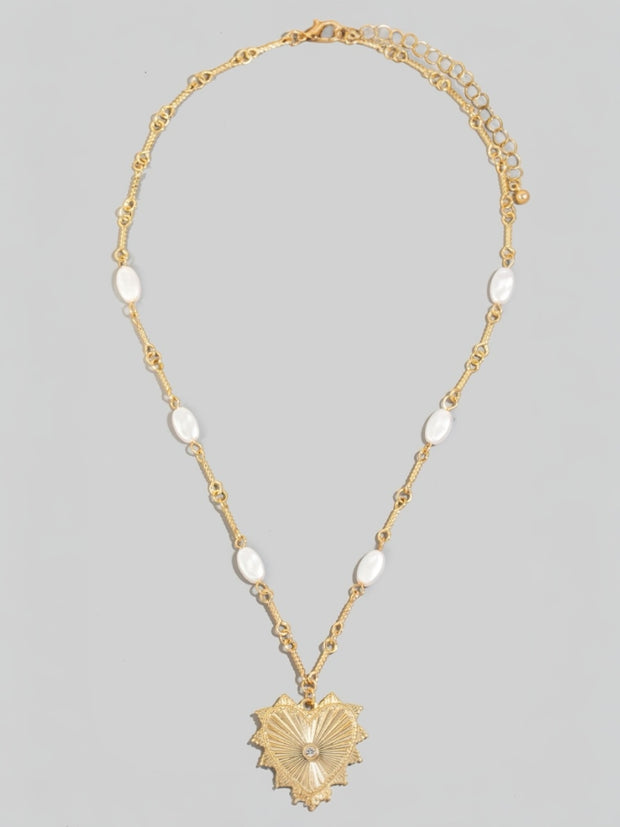 Intricate Heart Pendant Pearl Statin Beads Chain Necklace