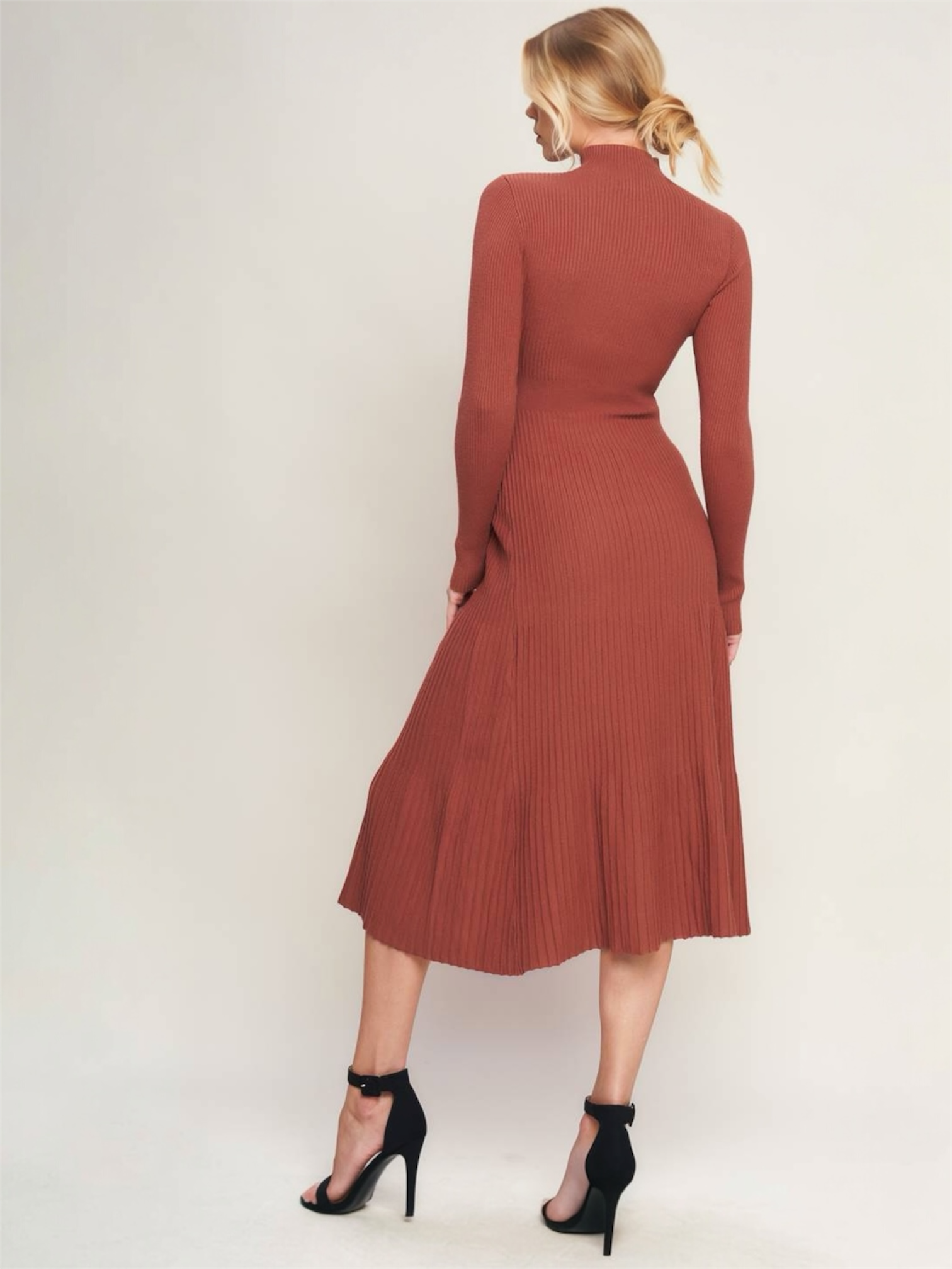 Leonor Sweater Knit Midi Dress