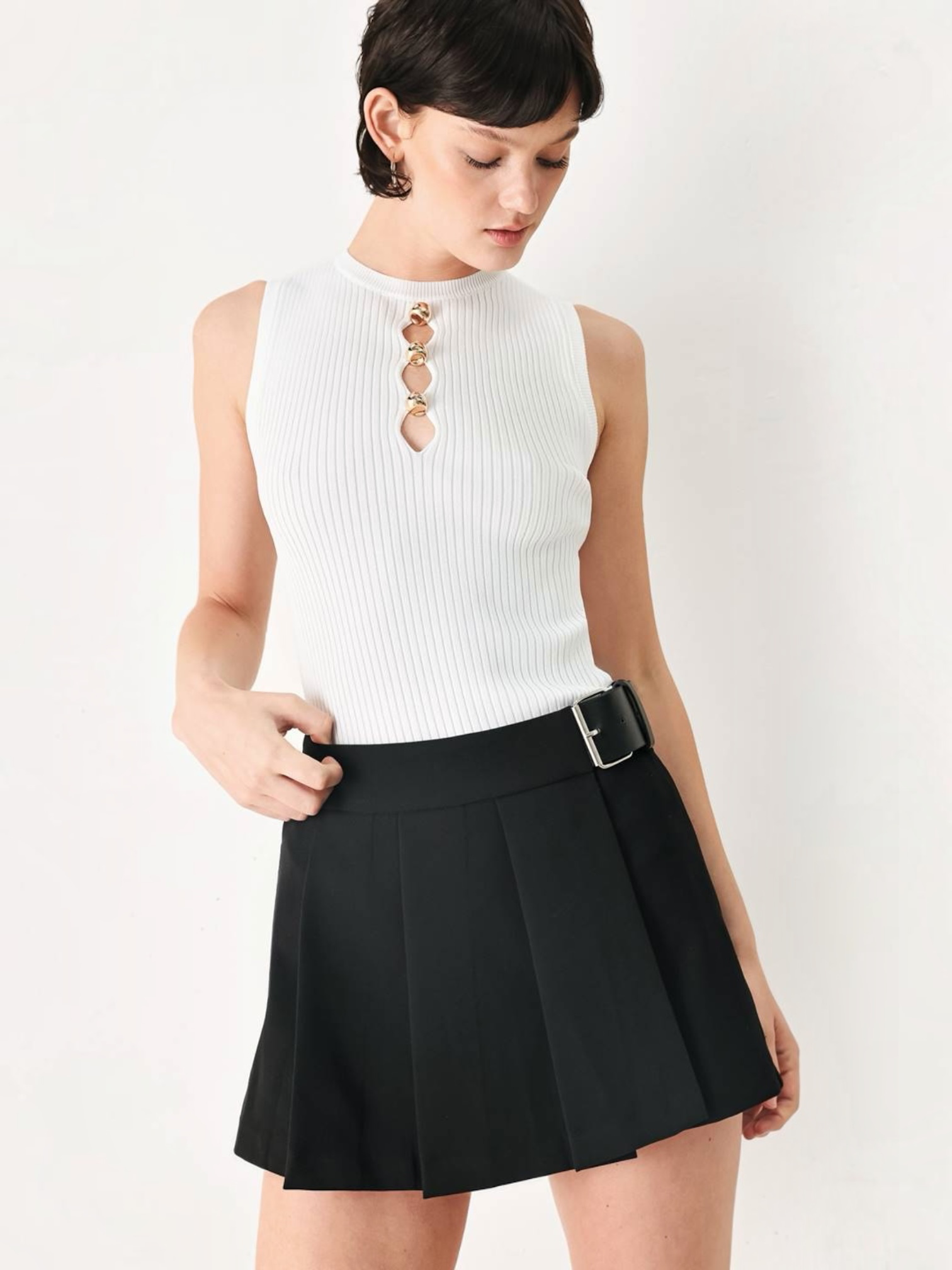 Ariana Pleated Black Skort