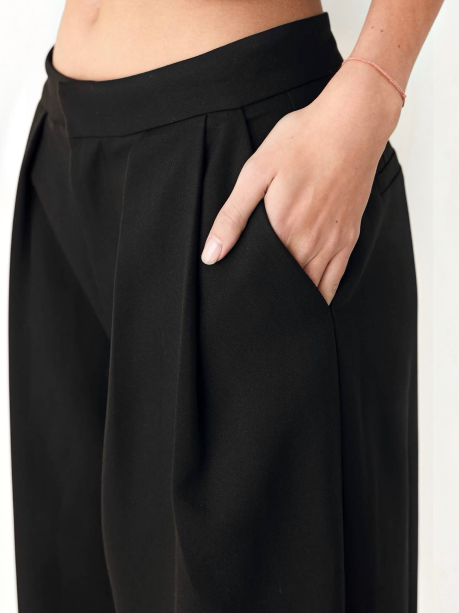 America Wide Black Bottoms